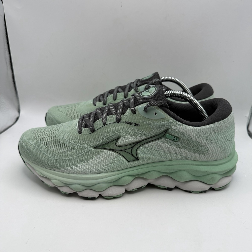 MIZUNO MENS WAVE SKY 7 RUNNING SHOES GRANITE GREEN SIZE 9.5 NEW $170